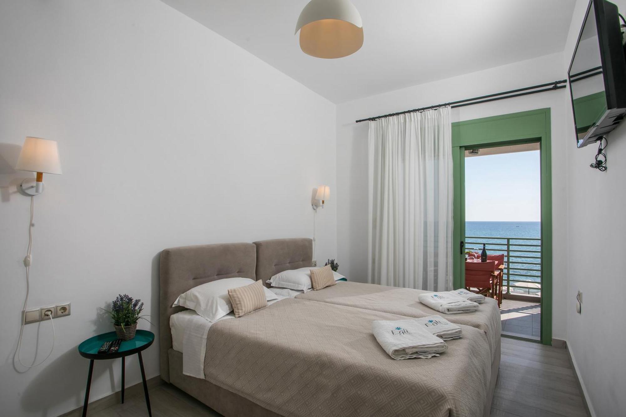 Egli Luxury Apartments Archangelos  Ngoại thất bức ảnh
